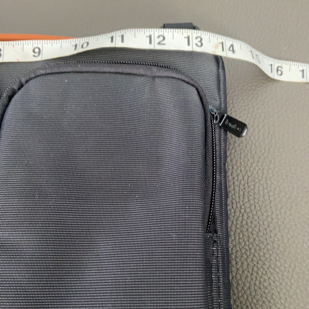 Tomtoc small computer bag - Picture 7 of 8